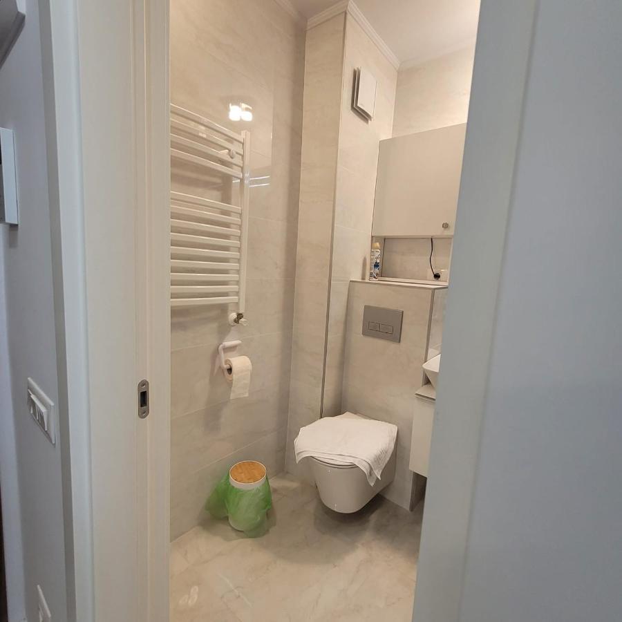 Studio 10 - Catedral Residence Bucharest - Free Parking Eksteriør billede