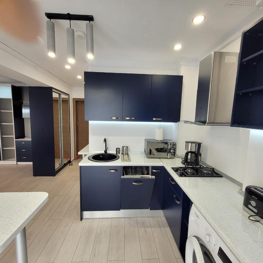 Studio 10 - Catedral Residence Bucharest - Free Parking Eksteriør billede